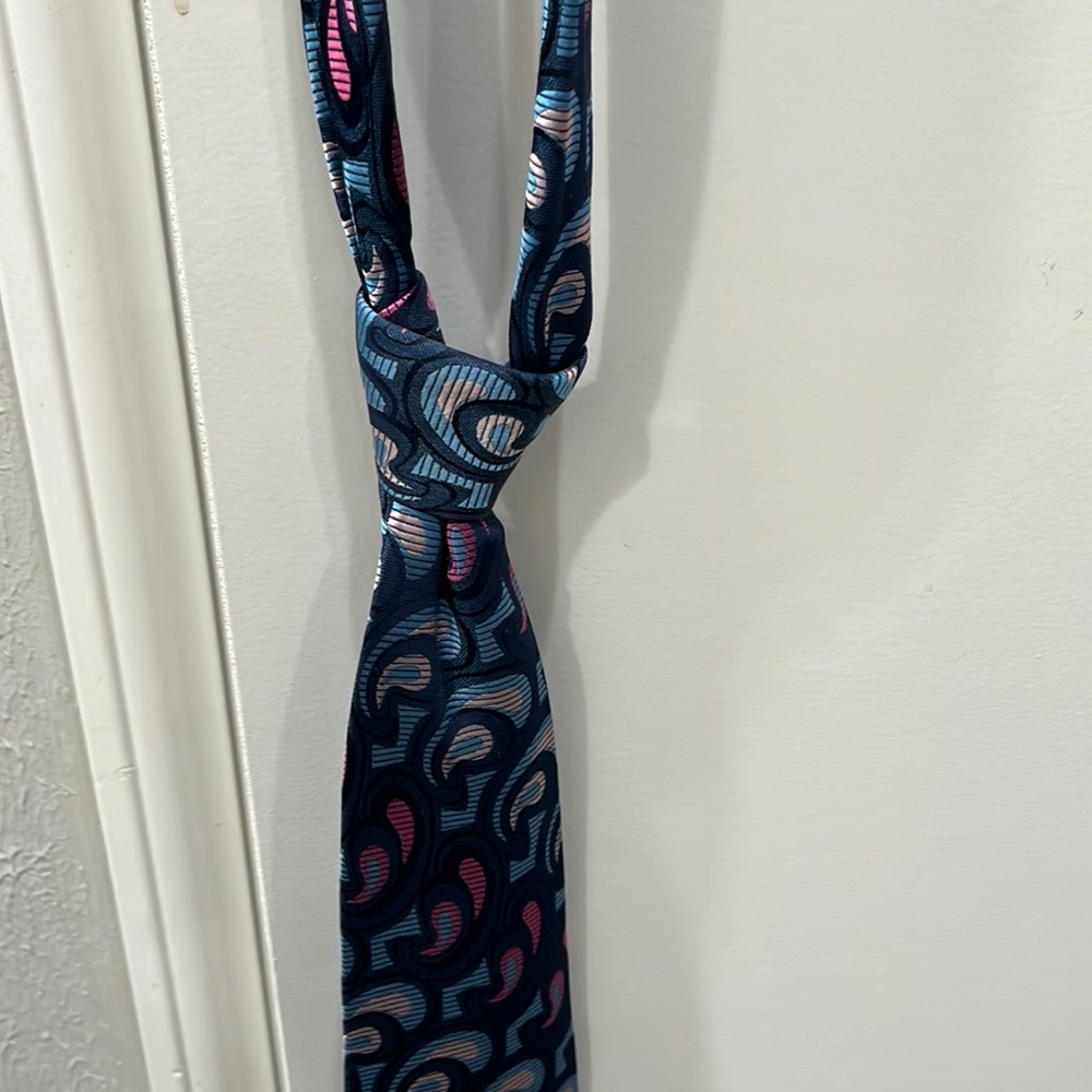 Tie bar XL blue pink tie